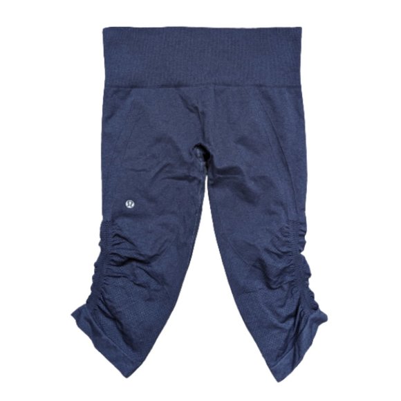 Lululemon In The Flow Crop II 6 - Picture 5 of 7